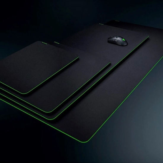 Tấm Lót Chuột Razer Gigantus V2 Soft Mat XXL RZ02-03330400-R3M1